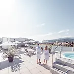Und Therme Nova 호텔 4*