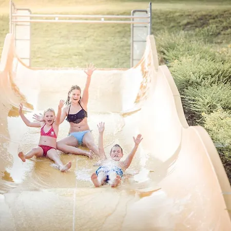 Hotel Und Therme Nova 4*
