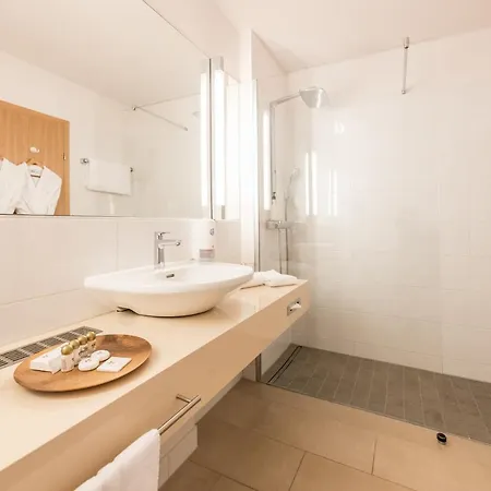 Und Therme Nova 4* Koeflach