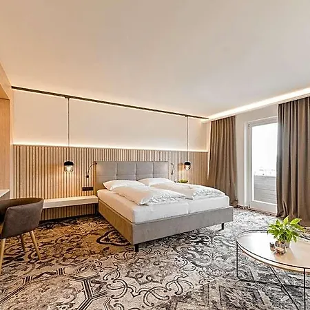 Und Therme Nova