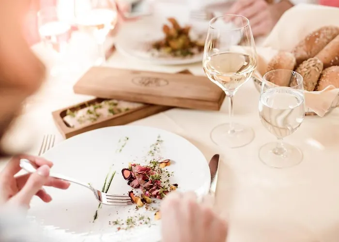 Hotel Und Therme Nova 4*