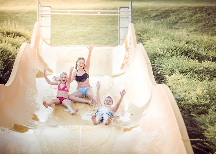 فندق Und Therme Nova 4*