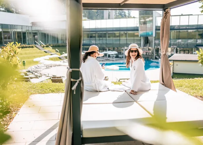 Und Therme Nova Hotel 4*